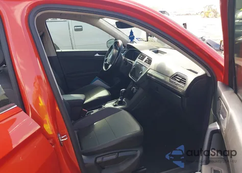 2019 Volkswagen Tiguan 2.0T Se/2.0T Sel/2.0T Sel R-Line/2.0T Sel R-Line Black z USA, uszkodzony, nr VIN 3VV3B7AX2KM152875